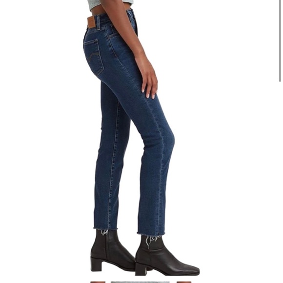 Levi’s 724 High Rise Straight Raw Hem Medium Wash Denim Blue Jeans Sz 26 Stretch - Picture 7 of 7